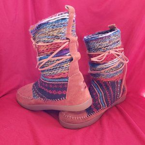 Toms moccasins, size 8, colorful